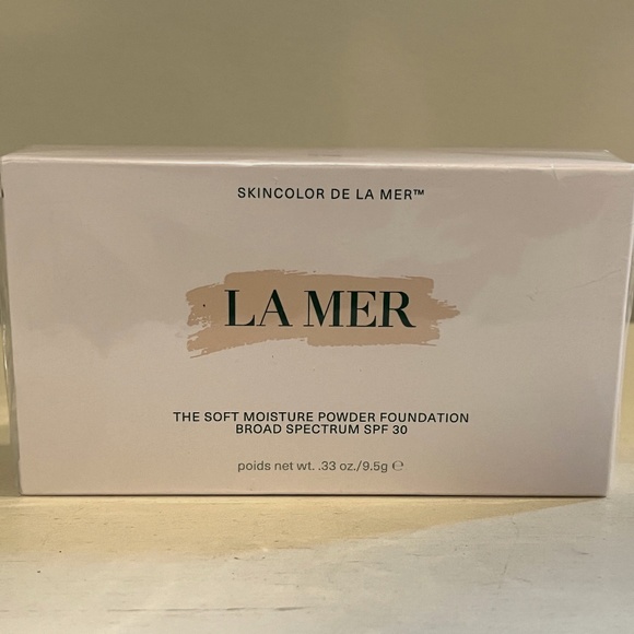 La Mer The Soft Fluid Long Wear Foundation SPF 20 - Picture 1 of 3